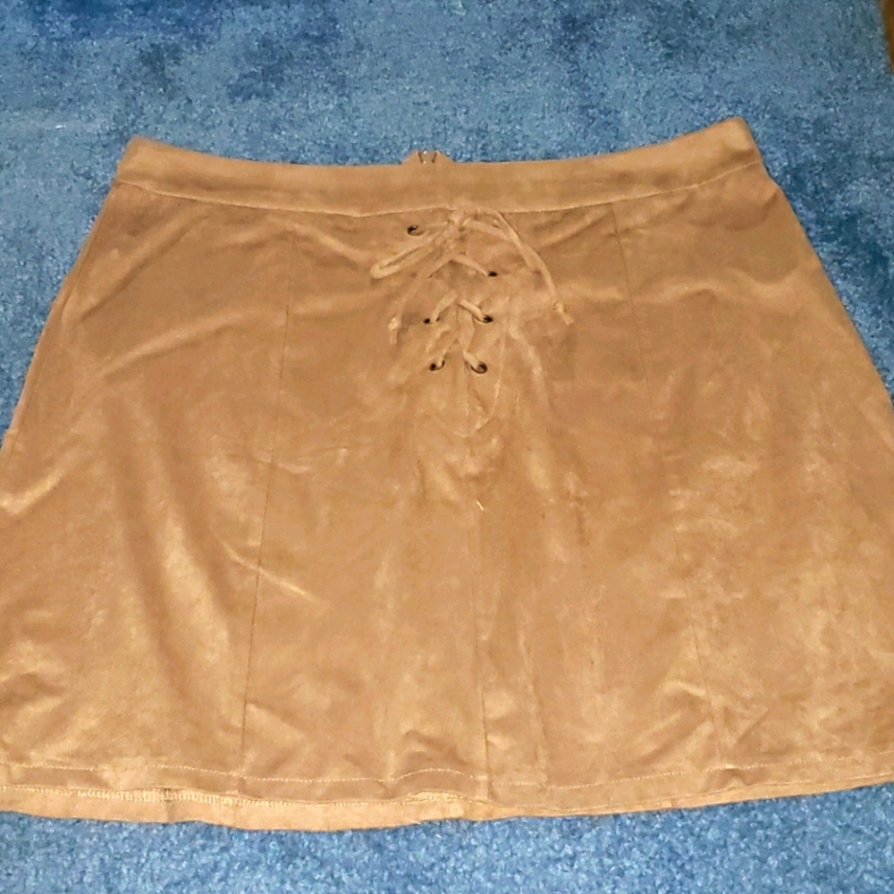 Super soft brown skirt